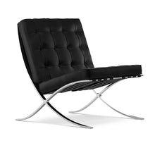 Charger l'image dans la galerie, Barcelona Chair and Stool 1