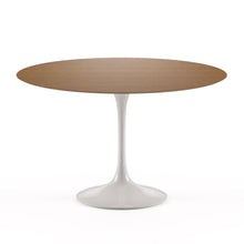 Charger l&#39;image dans la galerie, Tulip Table ronde en bois 3
