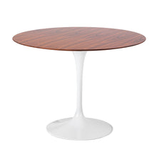 Charger l&#39;image dans la galerie, Tulip Table ronde en bois 2
